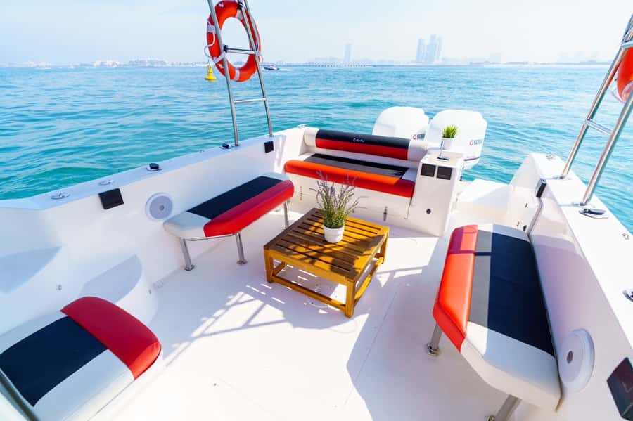Dubai: Private Coastline Landmarks Mini-Yacht Tour - Is $217 good value for your group?