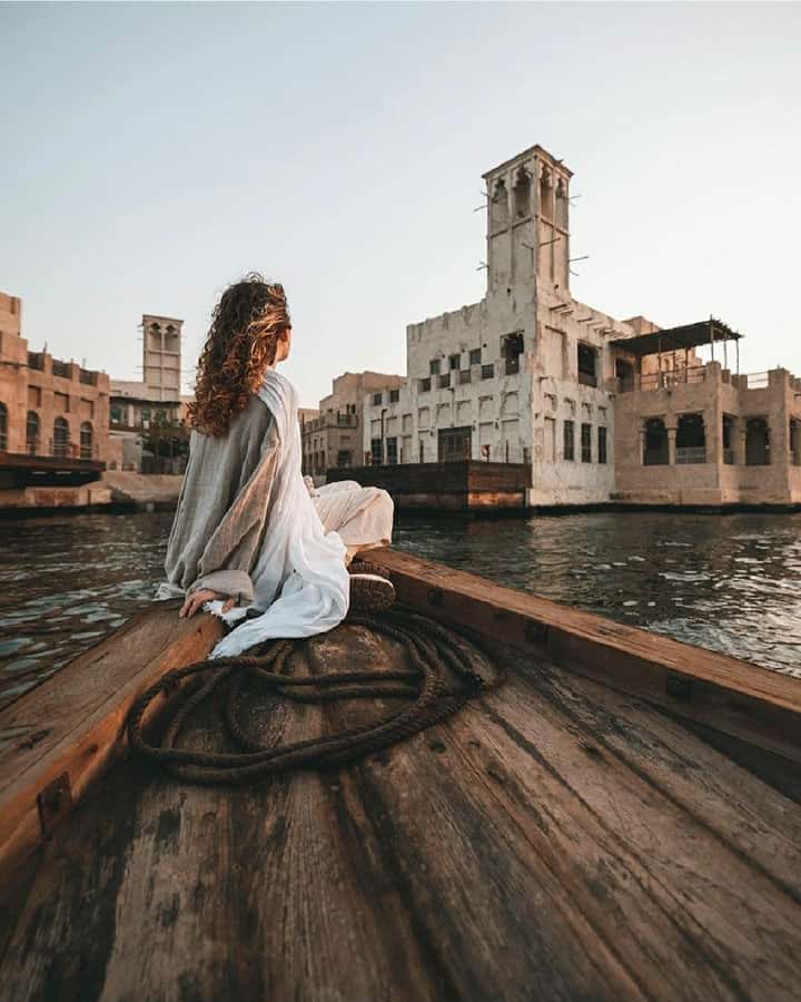 Dubai :Private Day & night customize city tour - Al Fahidi, Bastakiya, and Al Seef