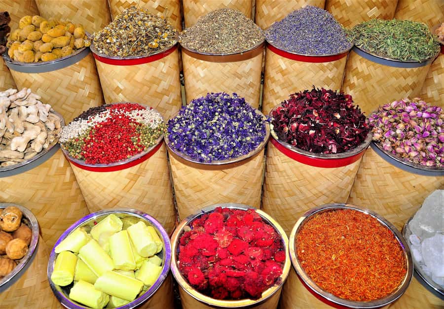 Dubai:Private Frame Entry, Mosque, Souks, Tastings& transfer - Gold Souk: Dubai’s famous display of wealth