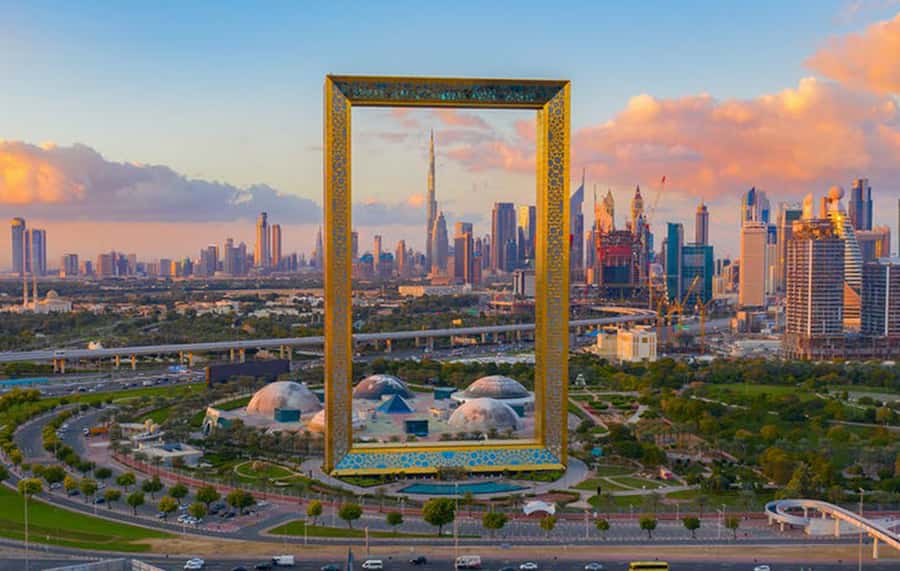 Dubai: Private Guided City Tour and Dubai Frame Entry Ticket - Palm Jumeirah and Atlantis