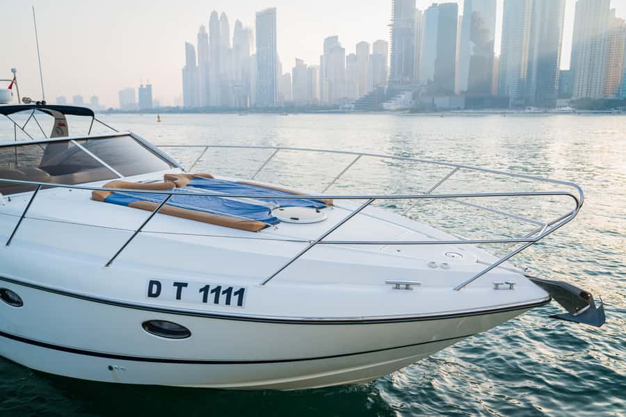 Dubai: Private Luxury Everest Yacht Cruise from Dubai Marina - The landmarks from the Gulf side