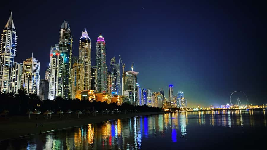 Dubai: Private Luxury Night Boat Tour - Jumeirah Beach Residence from the water