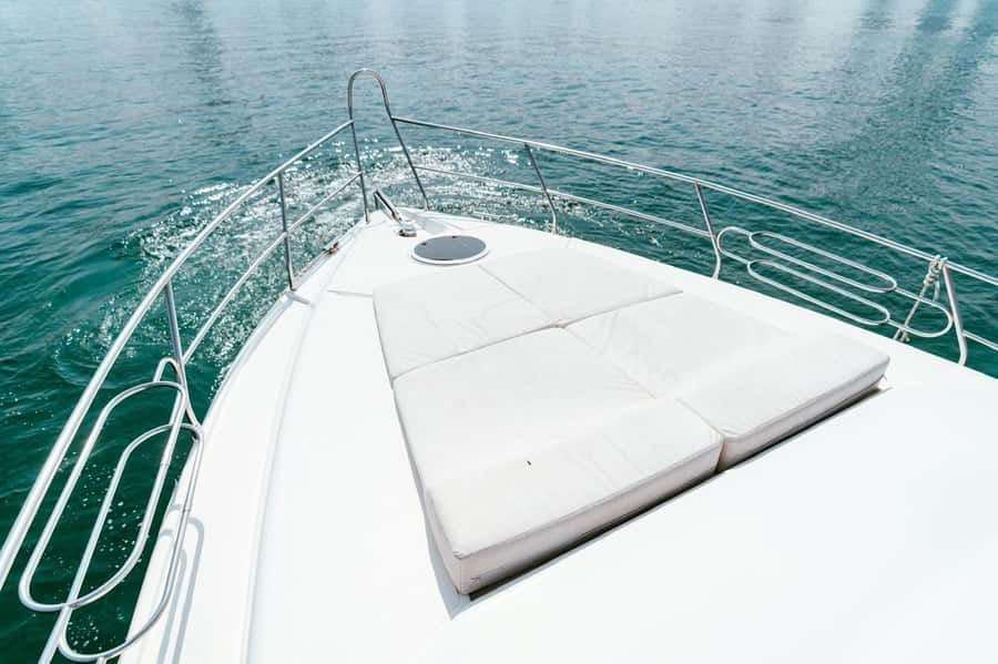 Dubai: Private Luxury Yacht Tour on a 50-Foot Yacht - Ain Dubai gives you a different skyline