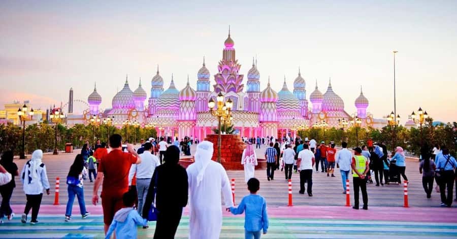 Dubai: Private Miracle Garden & Global Village Trip - How the timing shapes your day