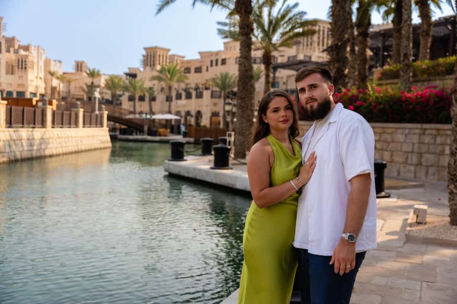 Dubai: Private Photoshoot with Hotel Pickup and Drop-off - What the price includes, and what it does not