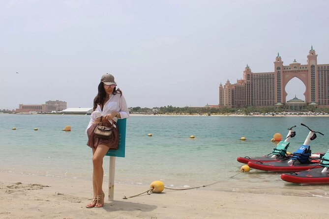 Dubai Private Premium Full-Day Sightseeing Tour with Burj Khalifa - Dubai Mall and Burj Khalifa deliver the big spectacle