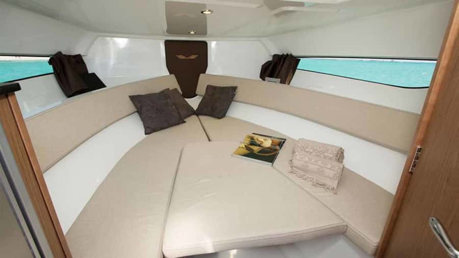Dubai: Private Sea Escape Cruise - Swim, Tan & Sightsee - How the price works for your group