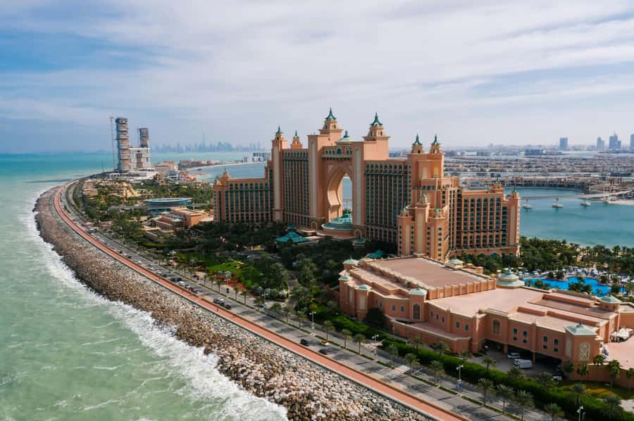 Dubai: Private Stopover City Tour with Burj Khalifa Ticket - Palm Jumeirah in 30 minutes
