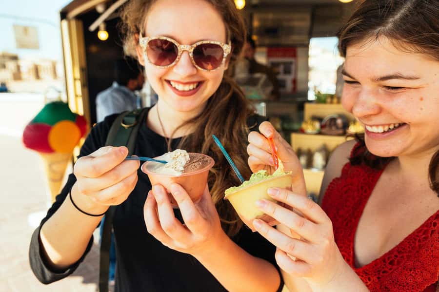 Dubai: Private Tour with Locals – Highlights & Hidden Gems - The local drink or tasting