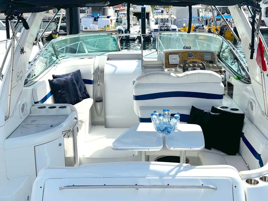 Dubai: Private Yacht Cruise for Unforgettable Memories - What the price really gives you