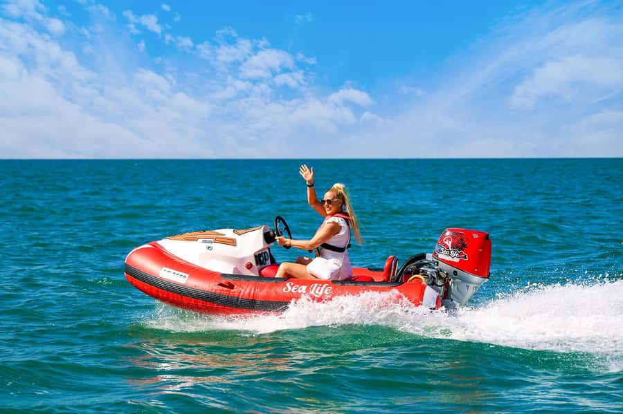 Dubai: Self-Drive Boat Experience for 1 or 2 People - Is $40 a Fair Price?