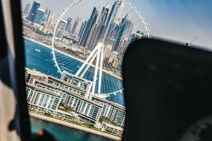 Dubai: Sightseeing Helicopter Ride from The Palm - The 25-minute route: the best city overview