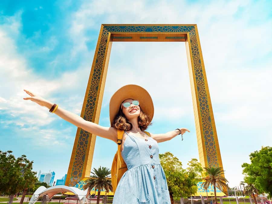 Dubai: Signature Old Town, Heritage Souks & Traditional Abra - Dubai Frame is mainly a photo stop