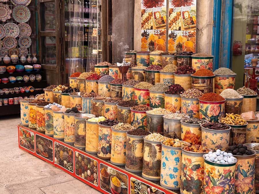 Dubai: Signature Old Town, Heritage Souks & Traditional Abra - The Museum of the Future shows Dubai’s modern ambition