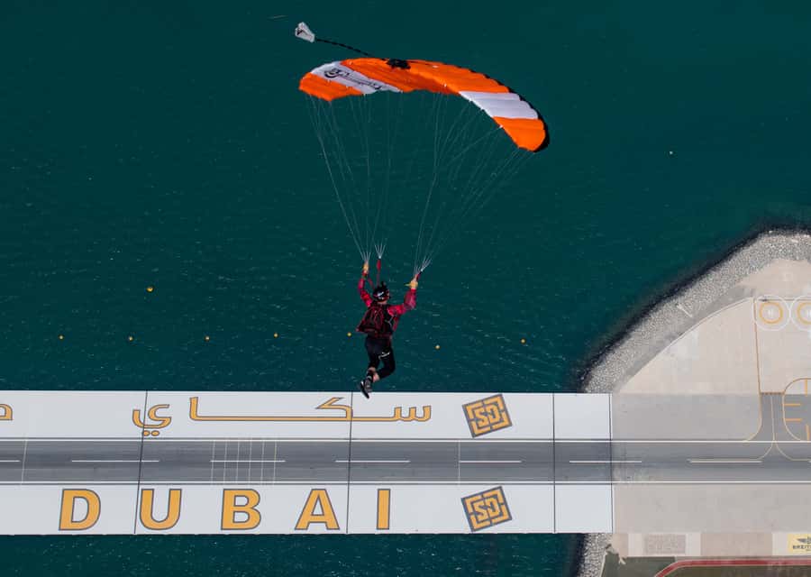 Dubai: Skydive at The Palm with Photos, Video & Yacht Tour - The human side of the operation