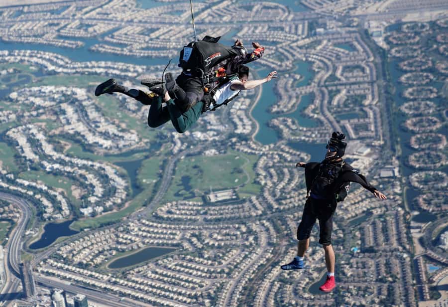 Dubai: Skydive at The Palm with Photos, Video & Yacht Tour - The yacht offer and how to use it
