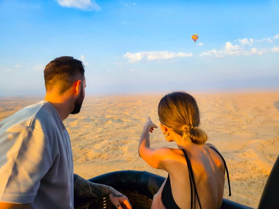 Dubai: Sunrise Hot Air Balloon Ride with Transfers - FAQ