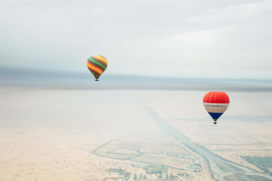 Dubai: Sunrise Hot Air Balloon Tour Over the Desert - Looking for Oryx and Sand Gazelles