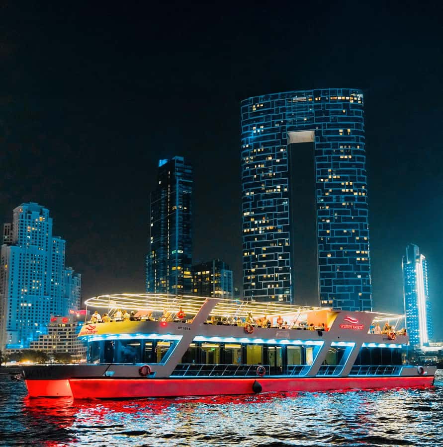 Dubai: Sunset or Dinner Cruise with Live Music & Open Bar - What a 90-minute Dubai Marina cruise actually feels like
