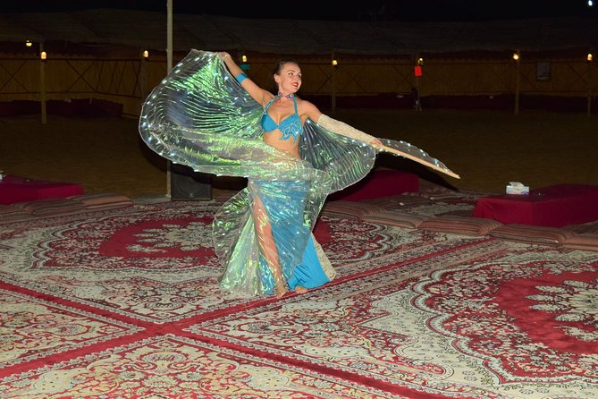 Dubai Super Saver: Desert Camp Experience by 4x4 and Dhow Dinner Cruise - Al Aweer dunes and the 30-minute dune bash