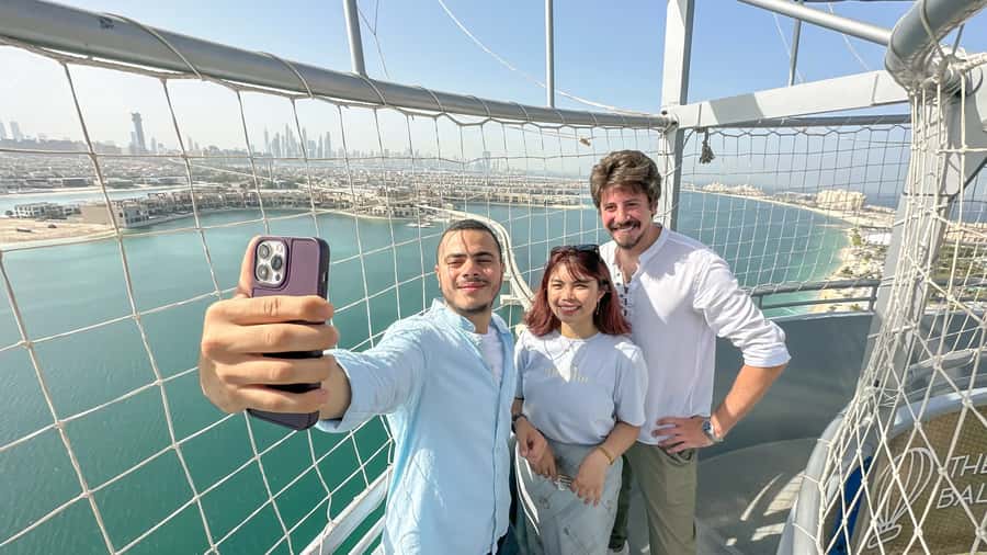 Dubai: The Dubai Balloon at Atlantis - What the 10-minute flight feels like