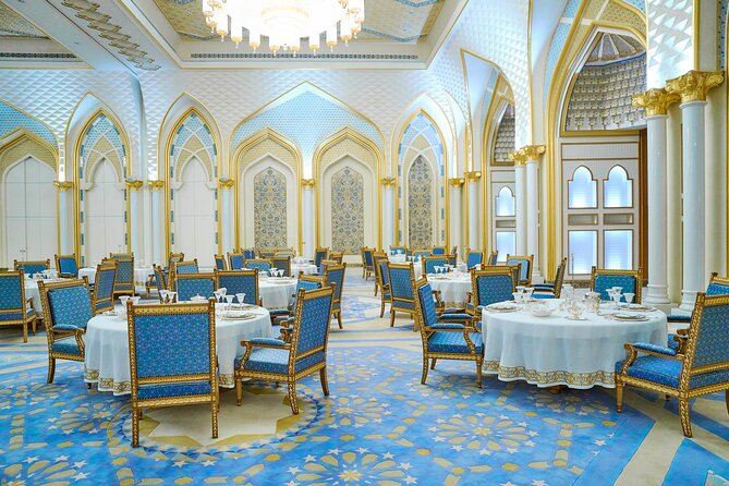 Dubai to Abu Dhabi Day Trip: Grand Mosque, Palace & Etihad Towers - The day’s main tradeoffs
