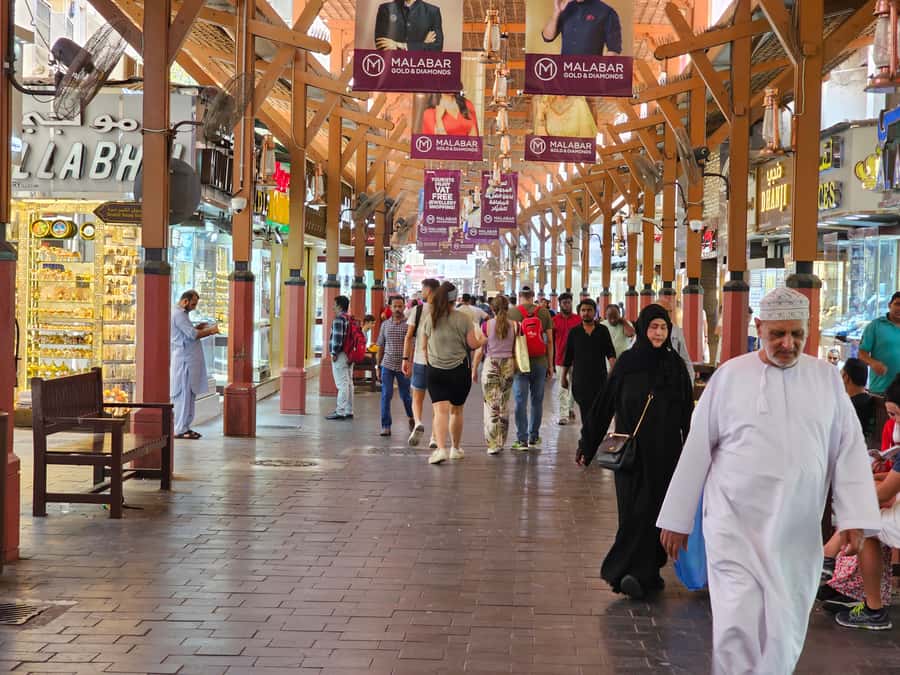 Dubai: Top 15 Must-See Dubai Sightseeing Tour in a SUV/VAN - Al Farooq Omar Mosque and local culture