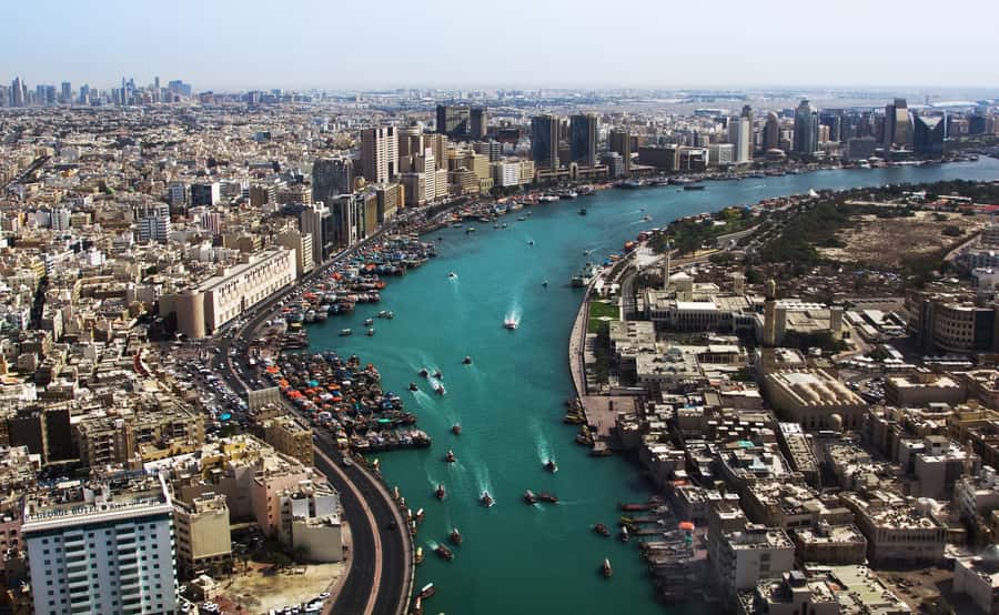 Dubai: Top City Attractions Photo Stop Tour - Burj Khalifa: the biggest view with the shortest stop