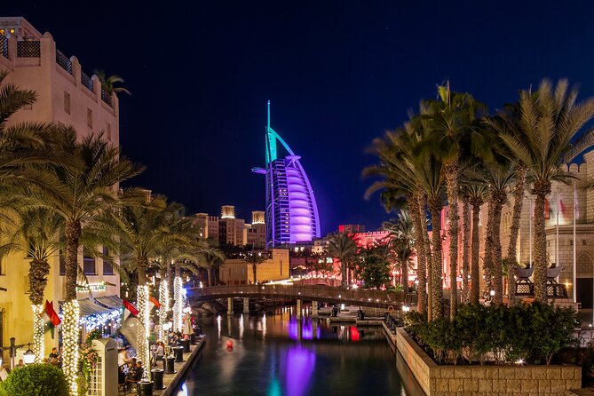 Dubai Tour At Night - Palm Jumeirah is a quick look at Dubai’s ambition