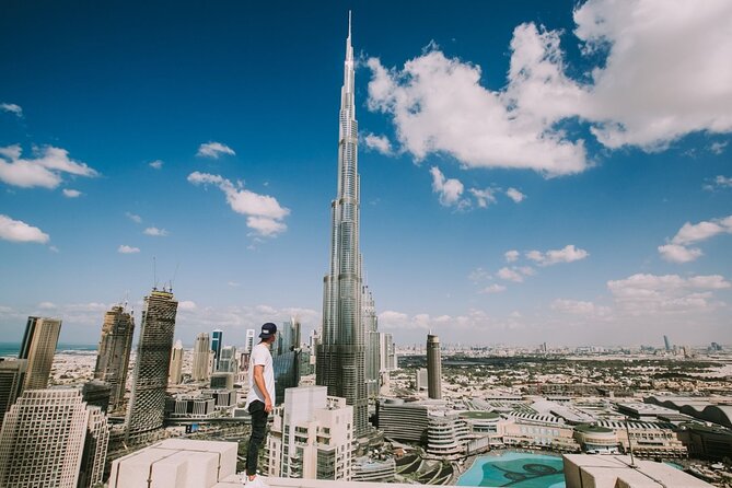 Dubai Tour Including Entrance to Burj Khalifa 124th Floor from Abu Dhabi - Jumeirah Mosque and the art-gallery detour