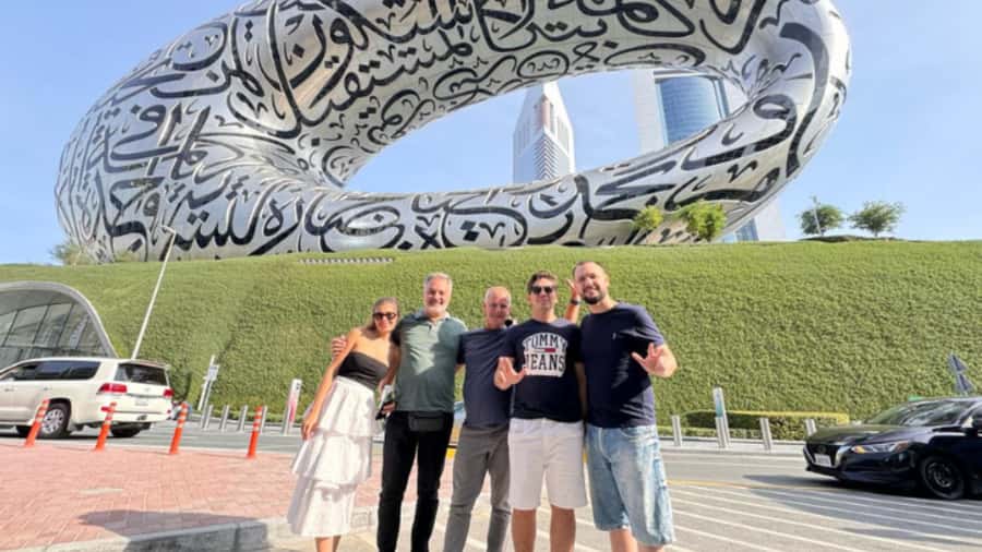 Dubai: Traditional and Modern Tour with Burj Khalifa Ticket - The abra crossing and Deira’s souks