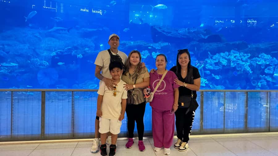 Dubai: Traditional and Modern Tour with Burj Khalifa Ticket - Dubai Mall and the evening fountain