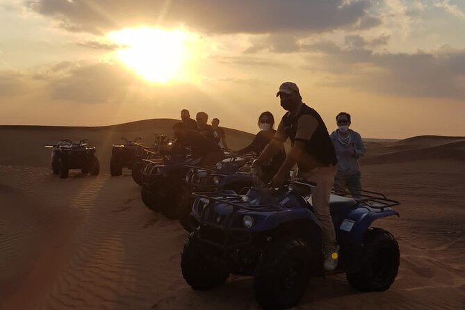 Dubai Unique Sunset Combo: 4WD and Quad Bike Red Dunes Safari - Who should book this desert evening?
