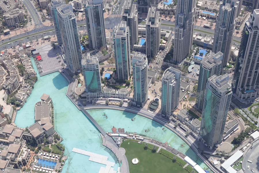 Dubai: VIP Private City Tour with Burj Khalifa Entry Tickets - Bur Dubai and the abra crossing