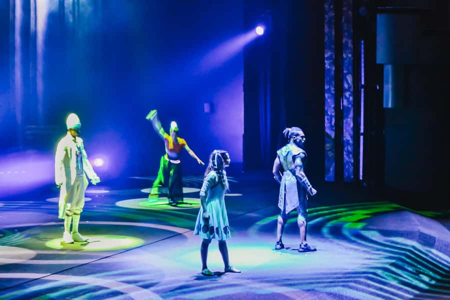 Dubai: Water Canal Cruise and La Perle Show with Dinner - The Water Canal views worth watching for