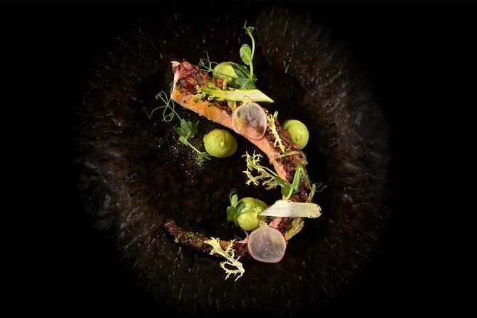 Enigma-Taste of Persia at Versace Dubai - Indoor or outdoor seating beside the pool