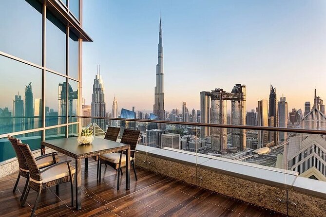 Enjoy Dinner at Burj Khalifa Restaurants With Ticket 124th Floor - A Small Group, But Not a Guided Walking Tour