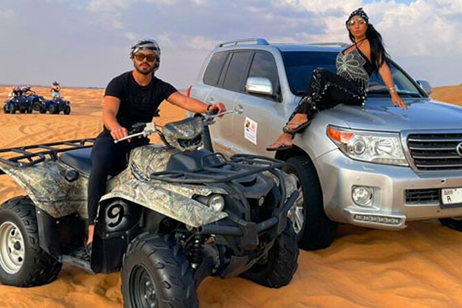 Evening desert safari with camel ride and BBQ dinner - The best part: red dunes and a proper sunset run