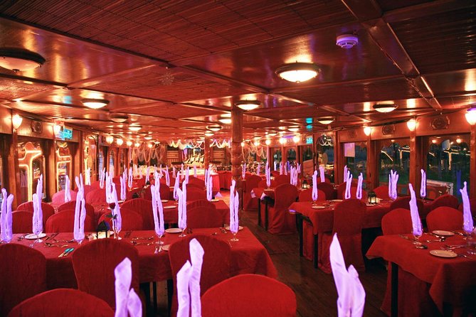 Evening Dhow Dinner Cruise in Dubai - What happens from hotel pickup to the pier