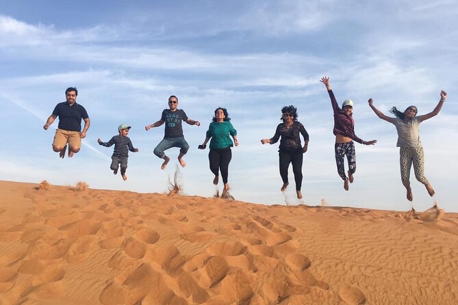 Exclusive Desert safari - Dinner with barbecue and local dishes
