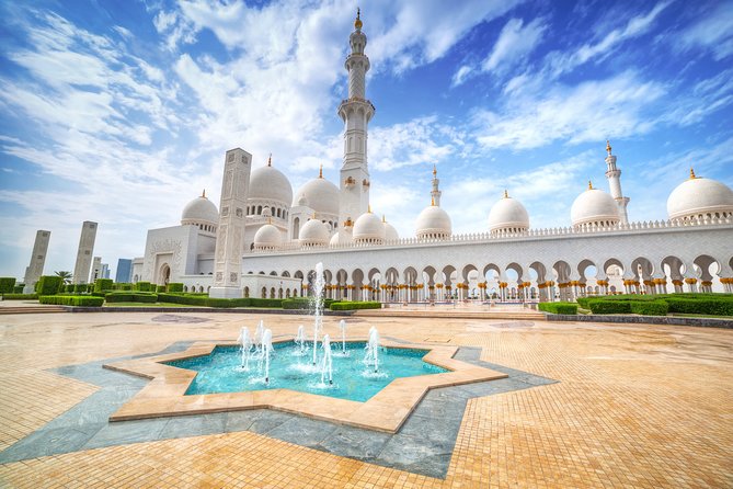 From Dubai: Abu Dhabi City Sightseeing & Sheikh Zayed Mosque - From Dubai to Abu Dhabi by air-conditioned vehicle