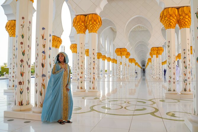 From Dubai: Abu Dhabi Day Tour with Grand Mosque & Louvre Museum - How the schedule can change