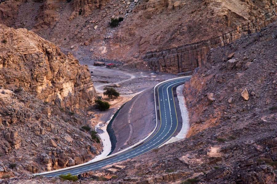From Dubai: Jabel Jais High Mountain Tour with Transfers - From Dubai heat to Jebel Jais mountain air