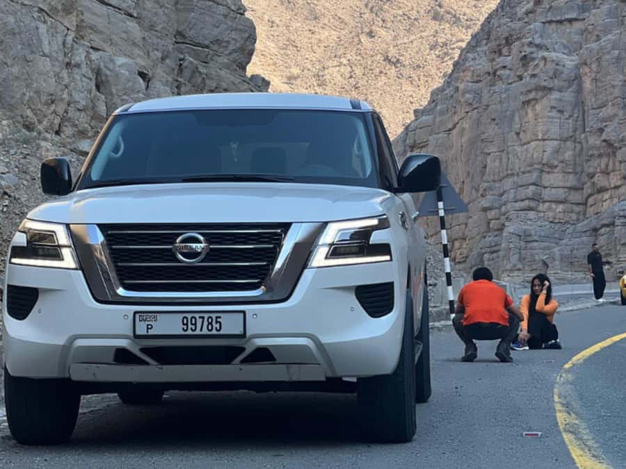 From Dubai: Jabel Jais High Mountain Tour with Transfers - Hiking, hiking routes, and the Via Ferrata question