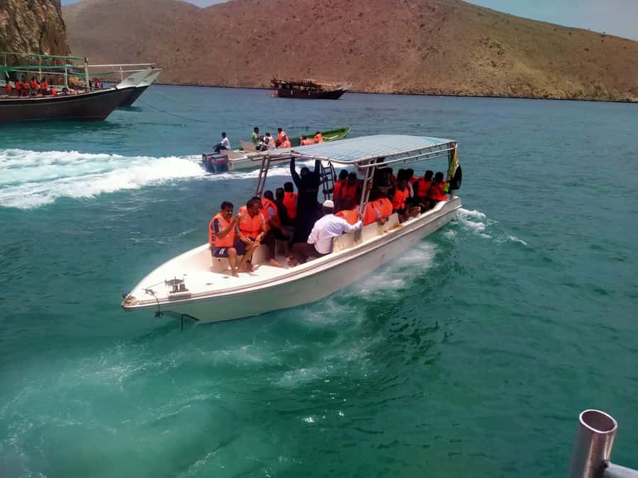 From Dubai/Sharjah/RAK: Dibba Musandam Trip & Dhow Cruise - The early pickup and road to Oman