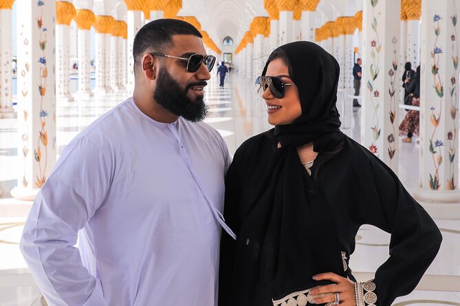 From Dubai To Abu Dhabi: Royal Palace, Grand Mosque &Etihad Tower - Marina Mall: a practical lunch break