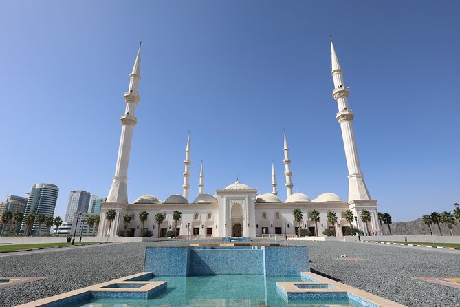 From Dubai to Fujairah: Full Day Tour with Sheikh Zayed Grand Mosque - Who will enjoy this day trip