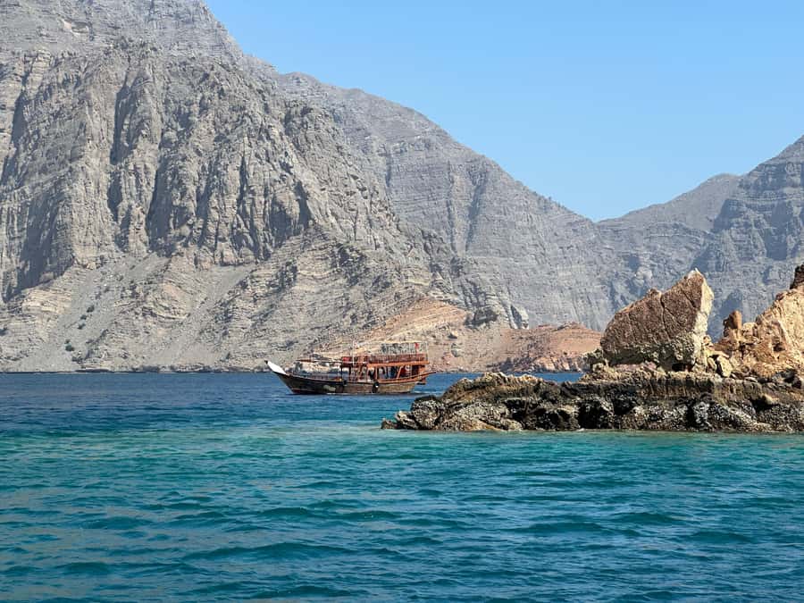 From Ras al Khaimah: Musandam Khasab Day Trip with Transfer - Weather, shade, and what to pack