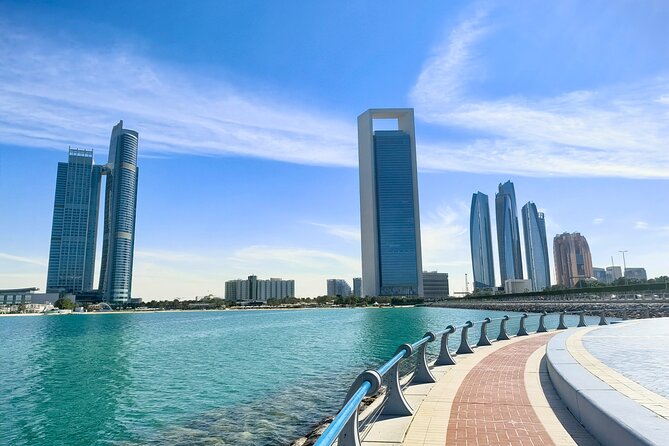 Full-Day Abu Dhabi City Shared Tour - 3:40 p.m. at the Abu Dhabi Dates Market
