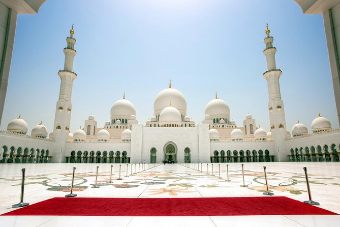 Full Day Abu Dhabi City Tour + BAPS Mandir Visit, guide transfer - The Guides Can Shape the Whole Day